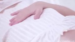 play Blonde und brünette Schönheiten geben überall und überall umwerfende Blowjobs und sorgen dafür, dass sich ihre Schwänze so gut anfühlen