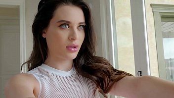 play Xnxx met een mooi en sexy poesje van grote en hardcore seks