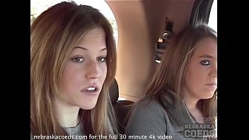 play Xxx la munte bruneta cu tate gigante - filme xxx
