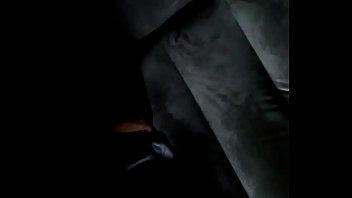 play إنها لا تتوقف عن مص قضيبه حتى ينتهي عشيقها من شفتيها