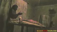play Parne spotkanie międzyrasowe: hebanowa bogini pragnie twardego kutasa